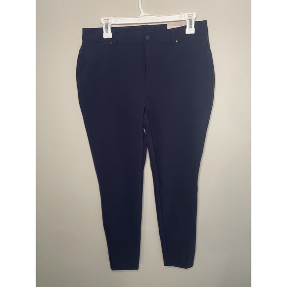 NEW Chico's 1.5 Navy Blue Slim Ankle Pant Career 5 Pocket Fly Front Classic - Picture 1 of 10
